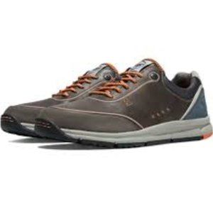 New Balance Walking Shoes, Size 8, width 2E Never Worn